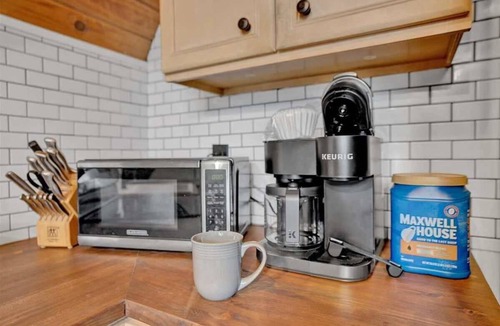 Long Pond Ski Chalet | The Cedar A-Frame | Hot Tub | Firepit | Fireplace