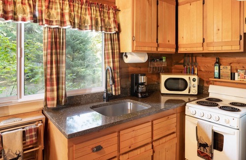 Packwood Cabin | The Cedar Cabin on 8 acres