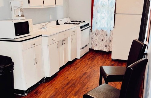 Piedmont Cabin | The Cedar Cove Cottage