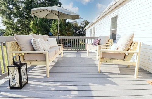 Keeling House | The Cedar Farm Close To VIR, Danville