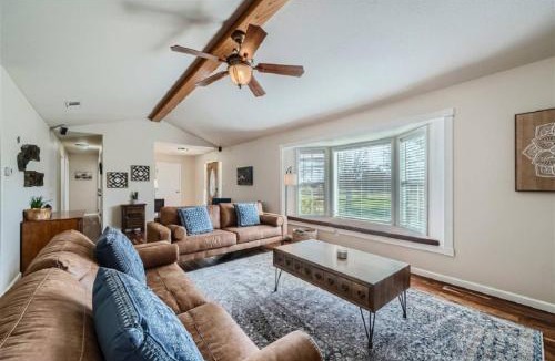 Cedar Creek House | The Cedar House