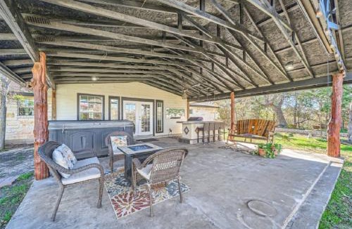 Cedar Creek House | The Cedar House