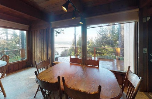 Otter Rock House | The Cedar House