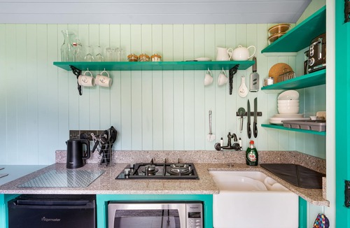 Redruth Ski Chalet | The Cedars