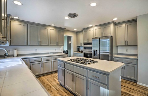 Seattle Hill-Silver Firs House | ‘The Cedars' Spacious Group Getaway in Snohomish