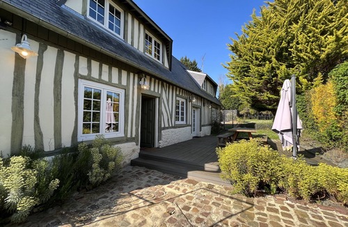 Touques Villa | The CELSA villa YourHostHelper