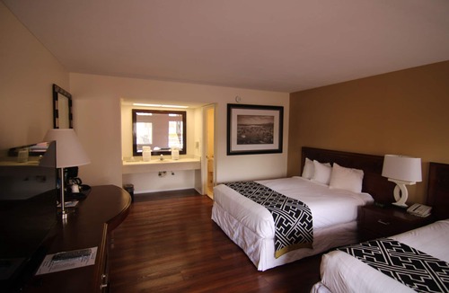 Inverness Hotel | The Central Motel