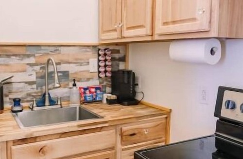 Danville Apartment | The Central Stay on Main 1b/1bth
