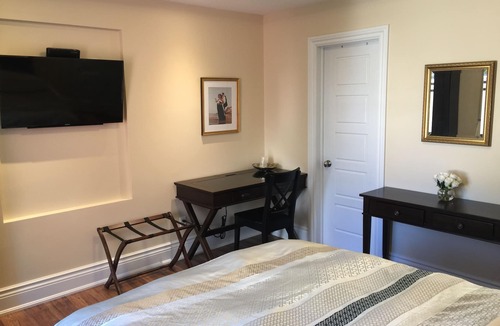 Downtown Ottawa Bed & Breakfast | The Century House B&B Ottawa