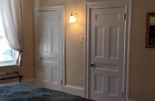 Downtown Ottawa Bed & Breakfast | The Century House B&B Ottawa