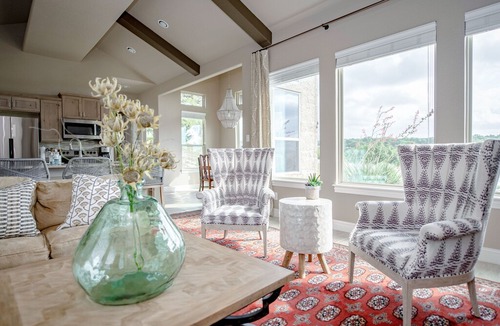 Spring Branch House | The Century Oak: 3-Unit Estate next to Remi's Ridge & Hayes Hollow!