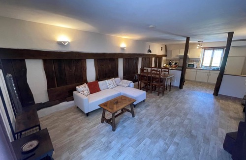 Saint-Dizier-Leyrenne House | The Cepe Cottage