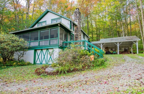 Laporte House | "The Chalet" at Lake Mokoma