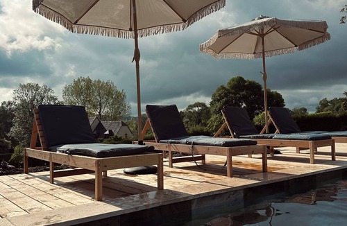 Loubajac House | THE CHALUXE BUALA WITH HEATED POOL AND JACUZZI