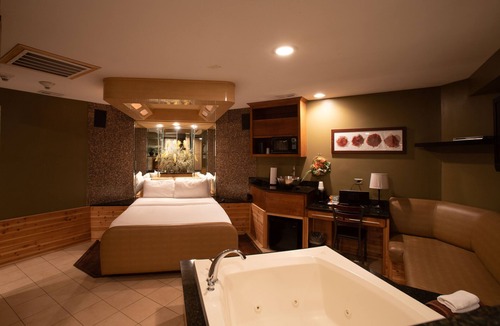 Willowbrook Hotel | The Champagne Lodge & Luxury Suites