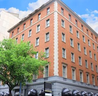 Adelaide Central Business District Hotel | The Chancellor on Currie