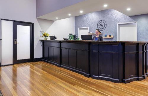 Adelaide Central Business District Hotel | The Chancellor on Currie