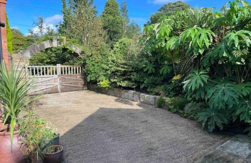 Fulford House | The Chapel - A Hidden Gem with Private Pool & Bar