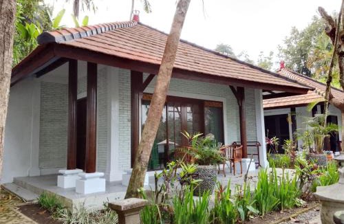 Sambahan Hotel | The Chapel Alam Sari Ubud