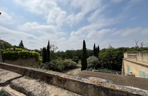 Alzonne Apartment | The chapel - atypical and comfortable