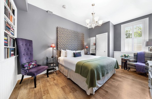 Historic Old Town Hotel | The Charles Hotel