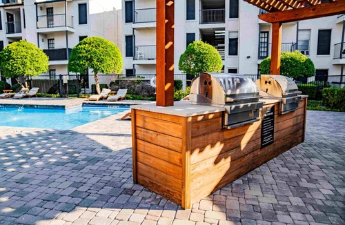 Buckingham Apartment | The Charlie 1203 I Spacious and Comfy 1 Bed 1 Bath