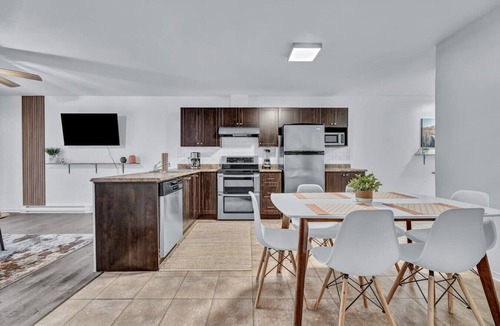 Communaute-Urbaine-de-l'Outaouais Apartment | The charming 3 bedroom with a river view