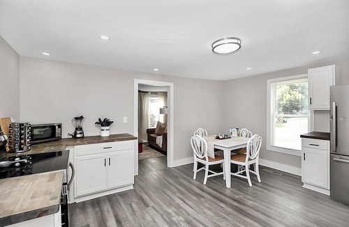Kannapolis House | The Charming Cottage in Kannapolis! ✨