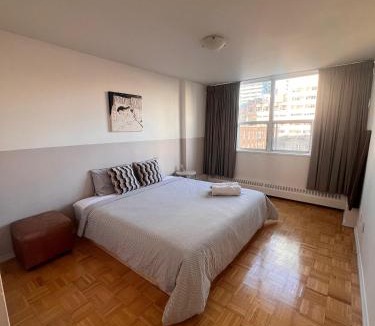Church and Wellesley Apartment | The Charming Downtown Stop