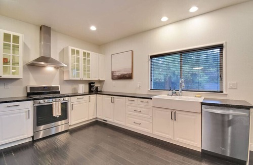 Yuba City House | The Charming Home with a Pool