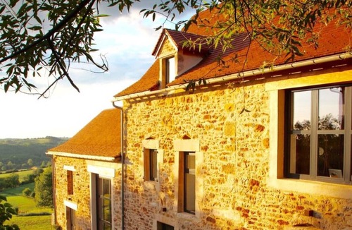 Saint-Remy House | THE CHARMING HOUSE AND ITS 2 PIGEONNIERS