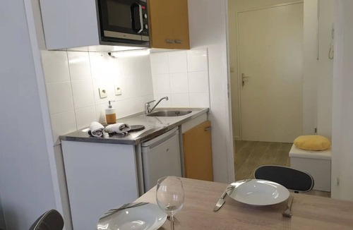Charpennes - Charmettes Apartment | The Charpennes
