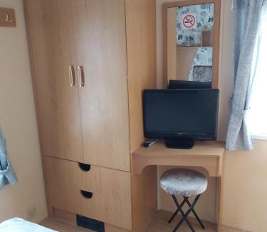 Ingoldmells Resort | The Chase Caravan Park ref E