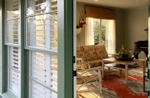 Waxahachie Bed & Breakfast | The Chaska House & Cottages