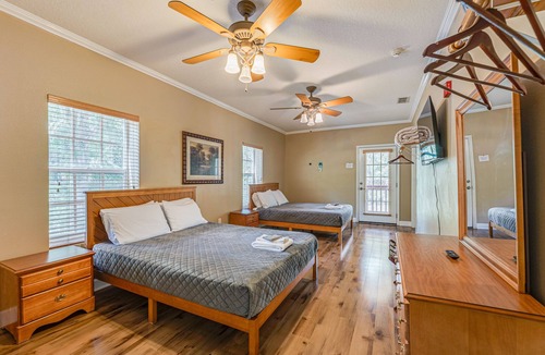 Chassahowitzka House | The Chassahowitzka Hotel