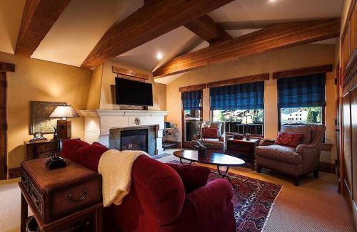 Deer Valley Hotel | The Chateaux Deer Valley