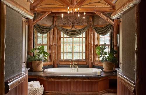 White Lake Hotel | The Chatwal Lodge