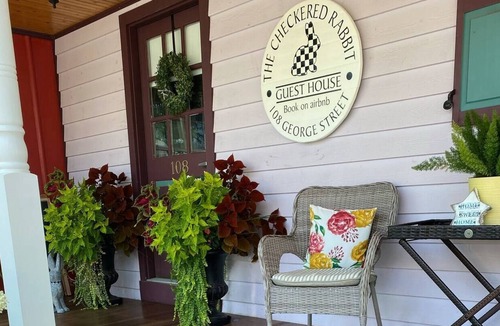 Chesapeake City Apartment | The Checkered Rabbit