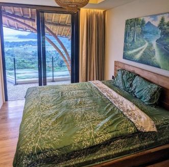 Selong Belanak House | The Cheechas Villa, Mountain & Oceanview