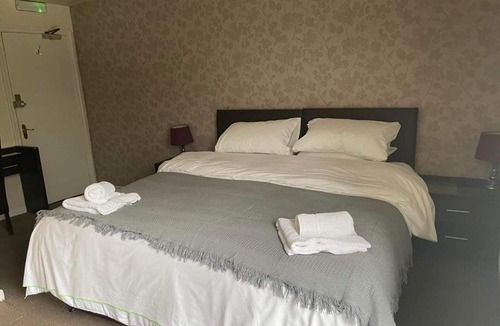 Egerton Hostel | The Cheetham Arms