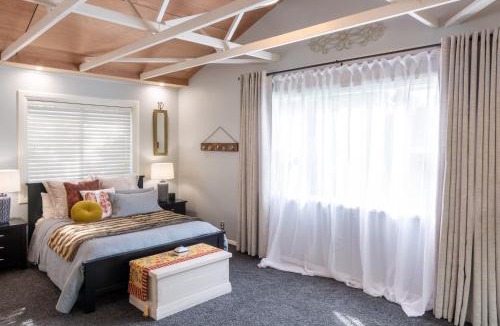 Tararua Forest Park Bed & Breakfast | The Chefs Cottage