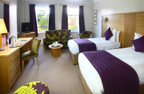 Newbury Hotel | The Chequers Hotel