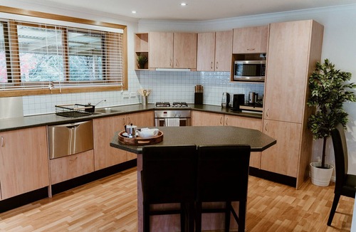 The Patch Apartment | The Cherry Blossom Suite - with spa and fireplace