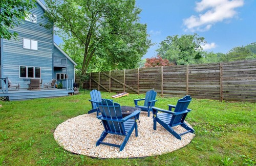 Hillsmere Shores House | The Chesapeake Hideaway Private Deck + Firepit