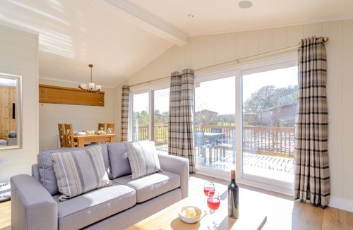 Fotheringhay Cabin | The Chesterton (Pet), Wansford