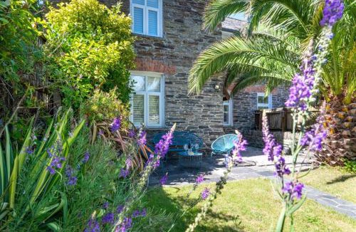 Boscastle House | The Chestnuts