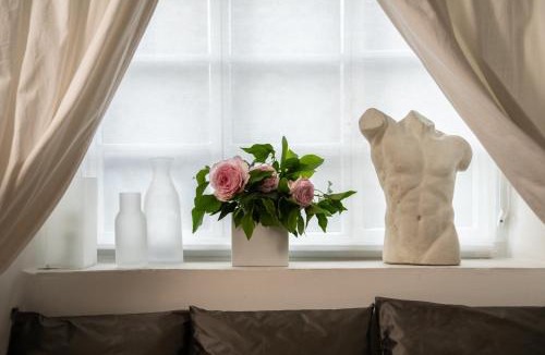 Burford House | The Chestnuts