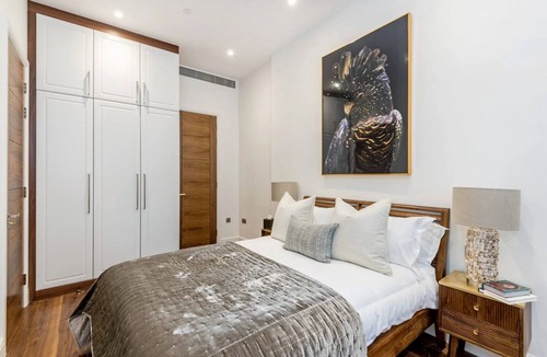 Queen's Gate Hotel | The Chic - Kensington