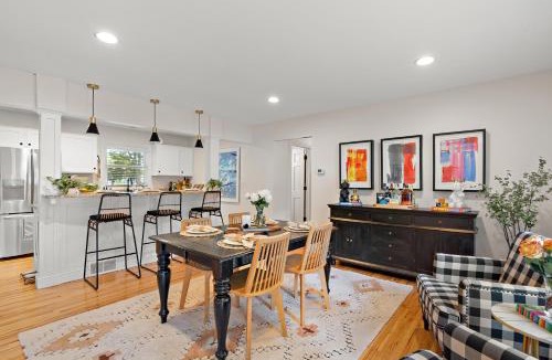 Plymouth House | "The Chic Retreat" Work & Wellness by Roxy Rentals
