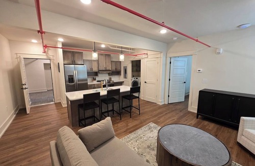 McMinnville Condo | The Chief`s Barracks